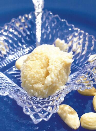 Amygdalato (Almond sweet)